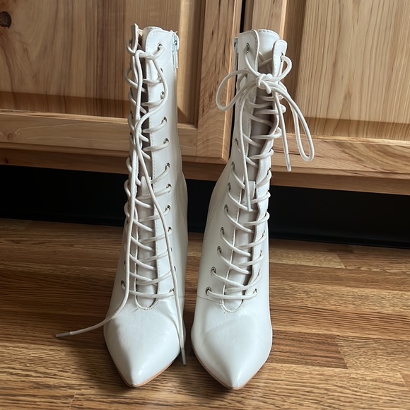 Allister White lace up heels - Picture 3 of 3
